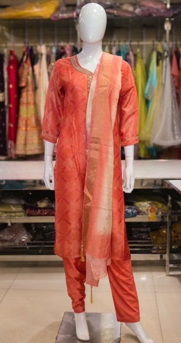 Women's suit 