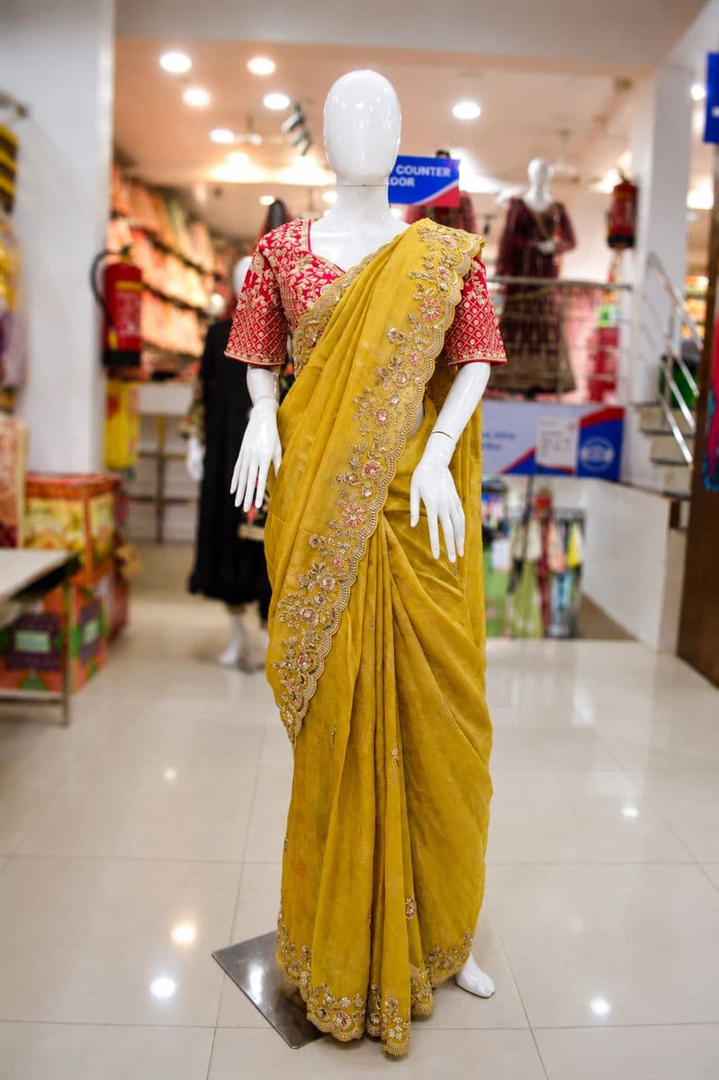 Saree